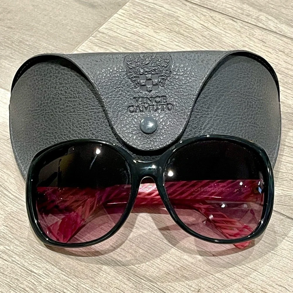 Vince Camuto Women’s Sunglasses Black Pink VC196B
